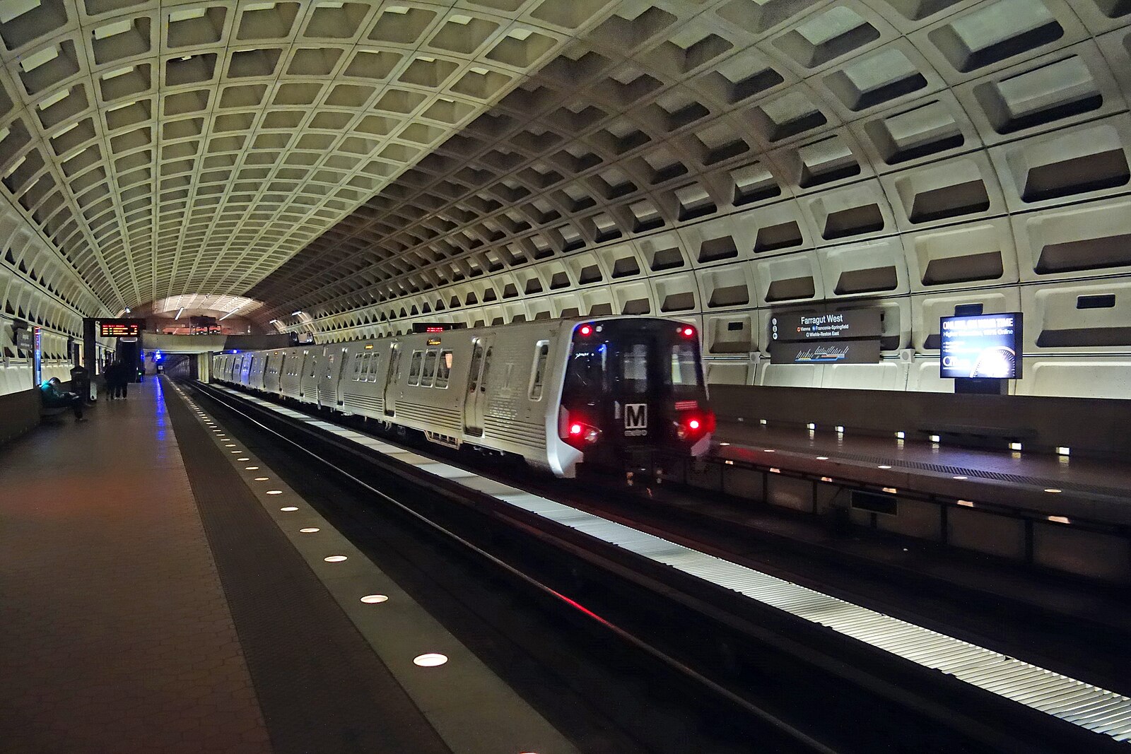 Farragut West DC Metro station platform.
